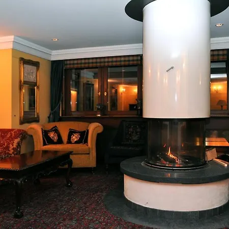 ホテル De La Paix