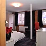 Hotel De La Paix 3*